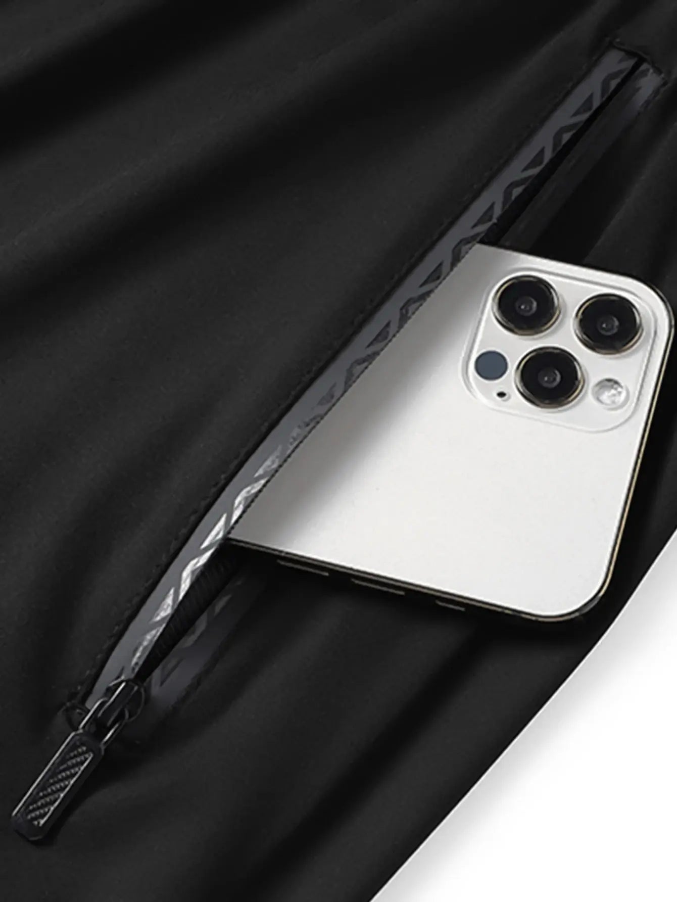 Men's solid color shorts, with zipper pockets, casual elastic drawstring shorts with a loose waist and high elasticity, suitable Suncollections