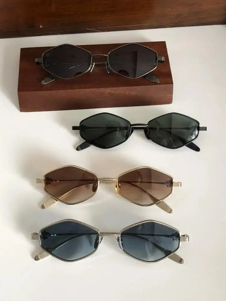 New Fashion Men Women Sunglasses CH8286 High Quality Titanium Punk Steam SUNGLASSES Outdoor Driving Party UV400 Sunscreen Glasse - Suncollections