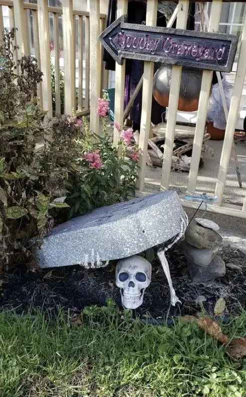 Halloween decoration Realistic Skeleton Stakes Halloween Realistic Skull Skeleton Head Human Hand Arm for Halloween Party Garden Suncollections