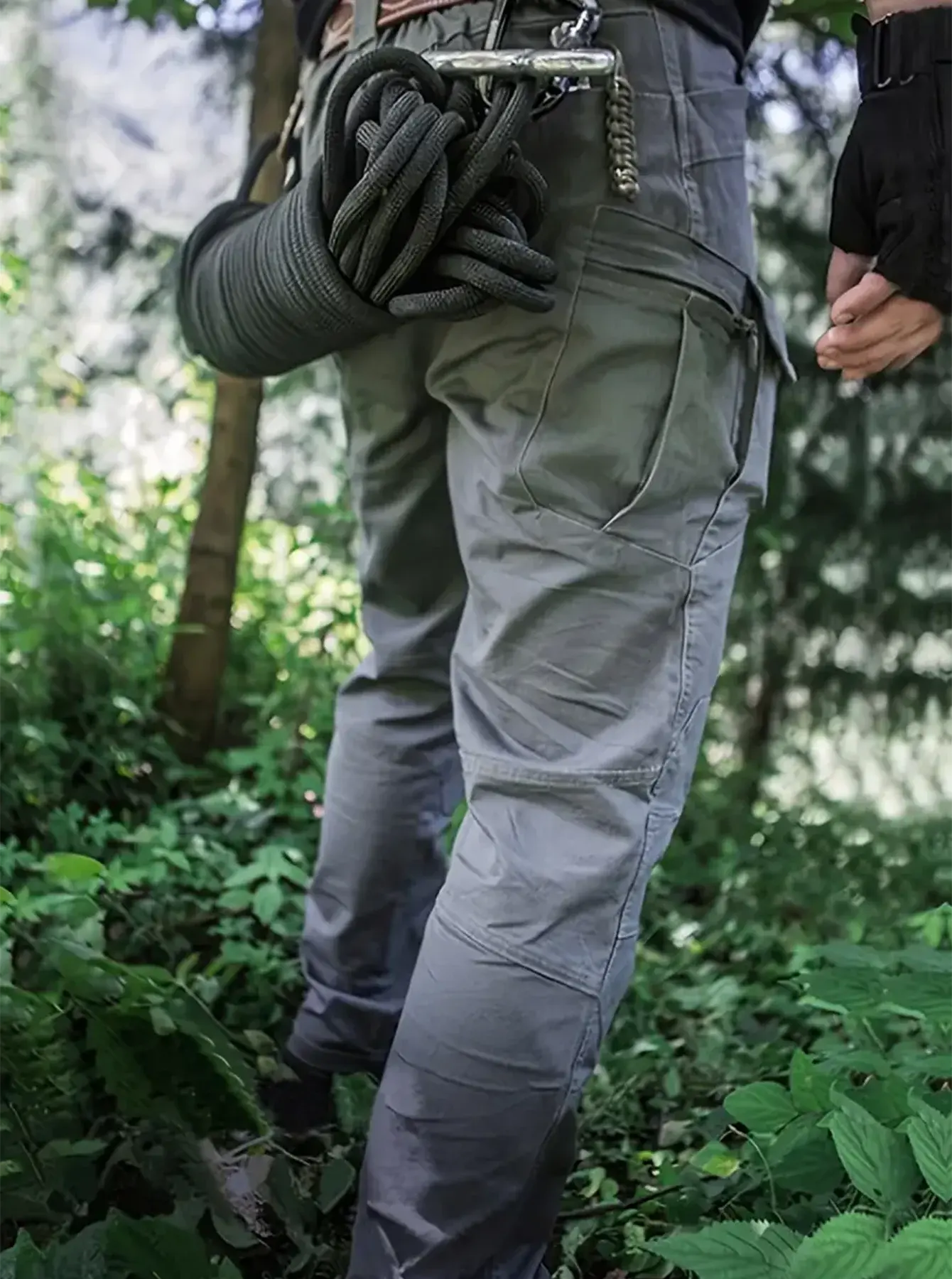 Men's Outdoor Multi Functional Tactical Pants, Multi Pocket Outdoor Hiking Sweatpants, Water-repellent, wear-resistant Suncollections