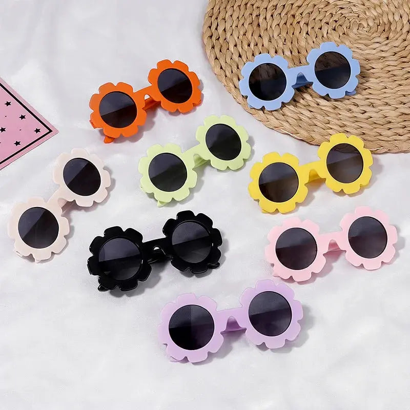 0-24 Months Baby Polarizrd Round Sun Flower Flexible Bendable Flower Baby Polarized Sunglasses with Strap for Newborn Infant - Suncollections
